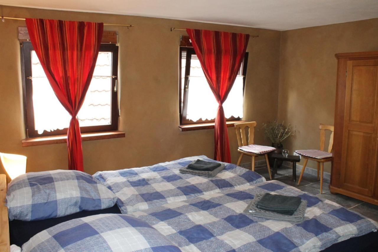 Ferienwohnung Feriengut zum Trinkstorch Leinsweiler Exterior foto